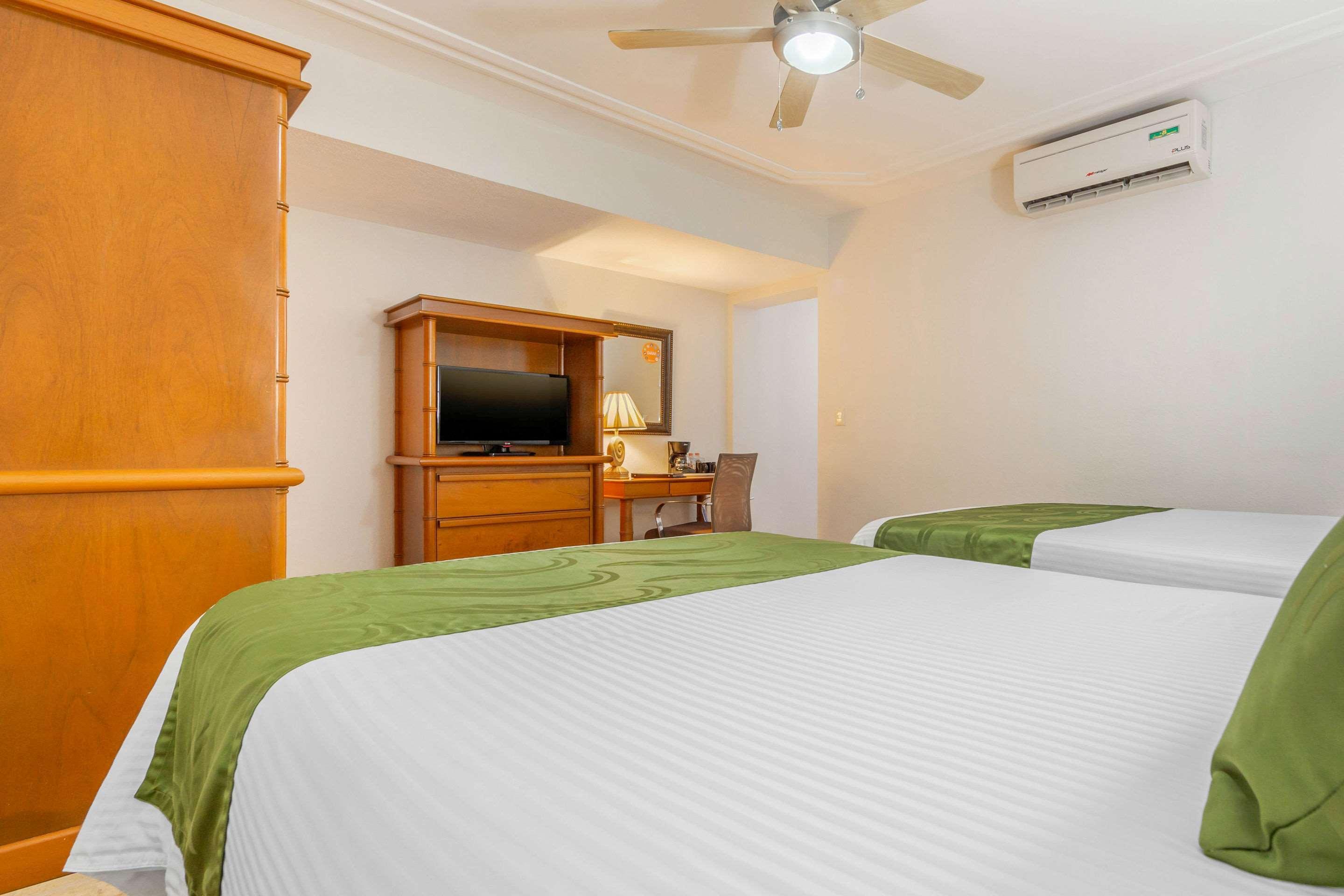 Quality Inn Mazatlán Eksteriør bilde