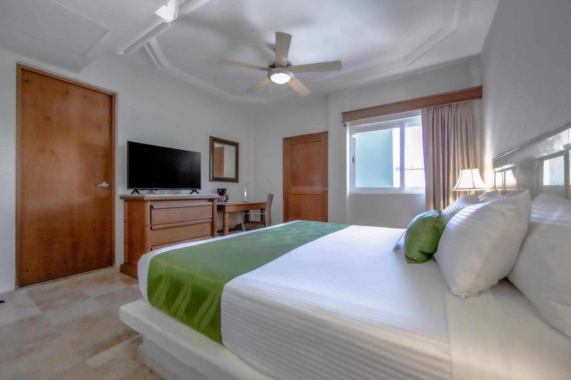 Quality Inn Mazatlán Eksteriør bilde
