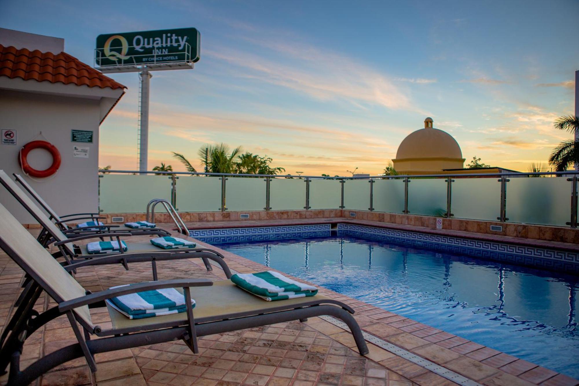 Quality Inn Mazatlán Eksteriør bilde